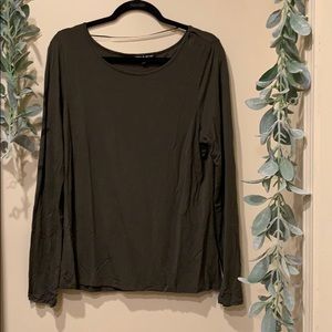 Cable and gauge olive green long sleeve T-shirt